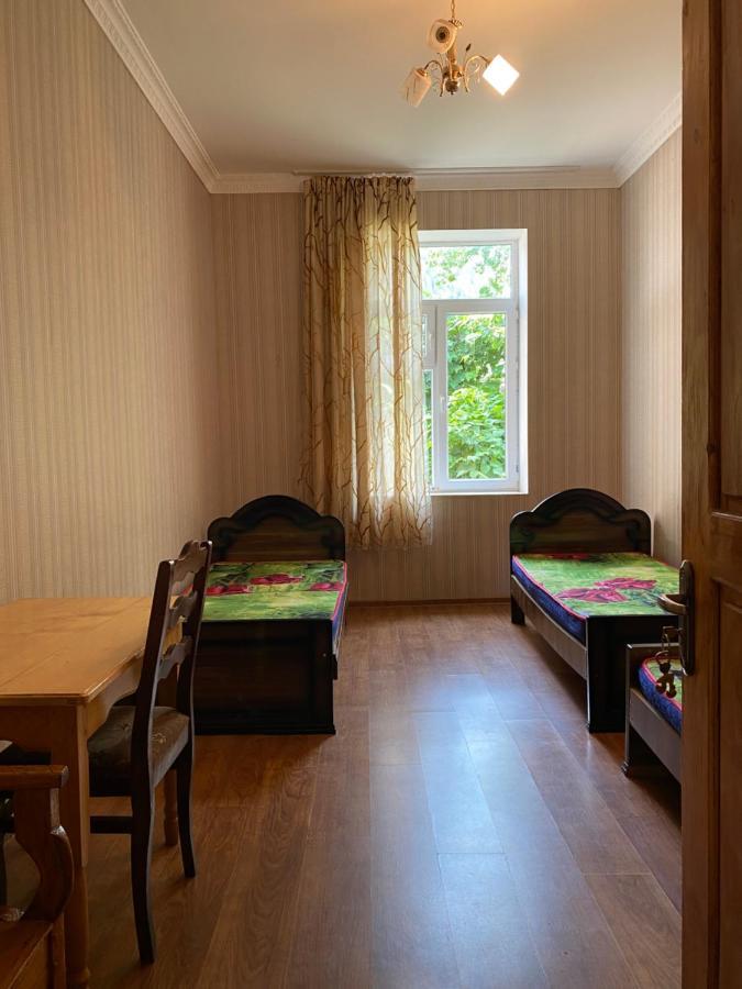 Lentekhi Guest House Konstanta מראה חיצוני תמונה
