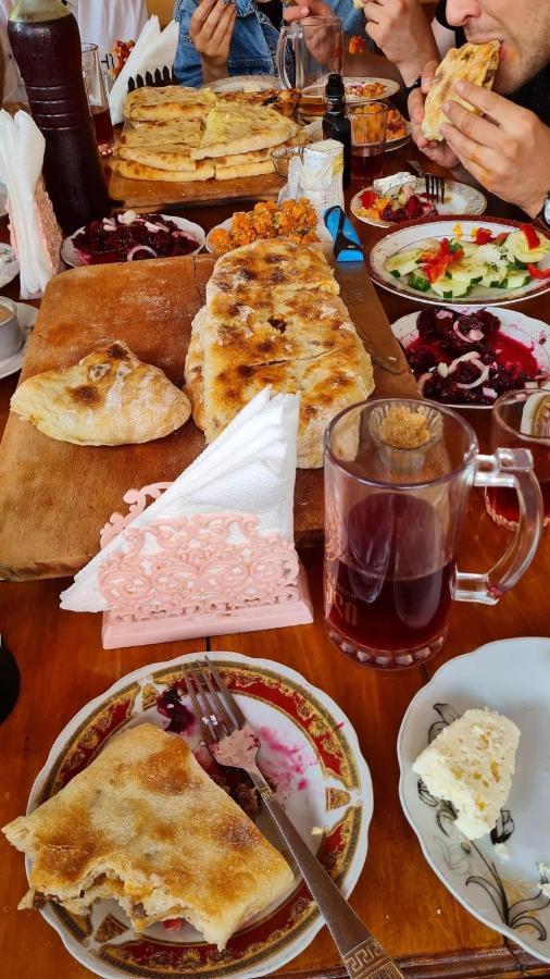 Lentekhi Guest House Konstanta מראה חיצוני תמונה